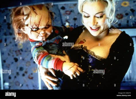 foto de la novia de chucky|bride of chucky jennifer tilly.